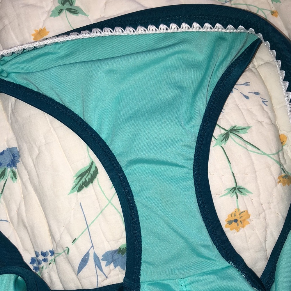 bikini - Picture 5 of 6